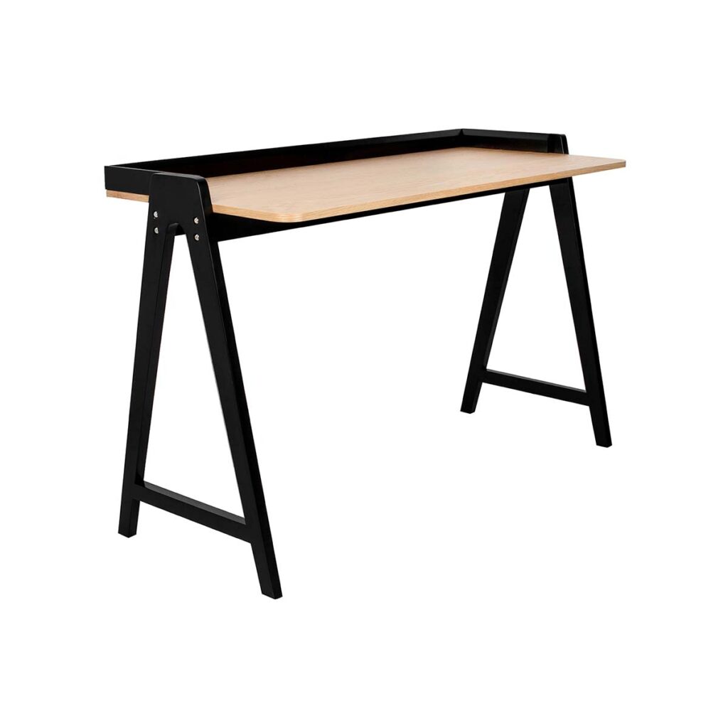 czarne biurko z drewnianymi nóżkami COMPAS