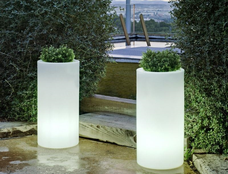 NEW GARDEN donica PALMA 70 SOLAR & BATTERY biała - obrazek 3