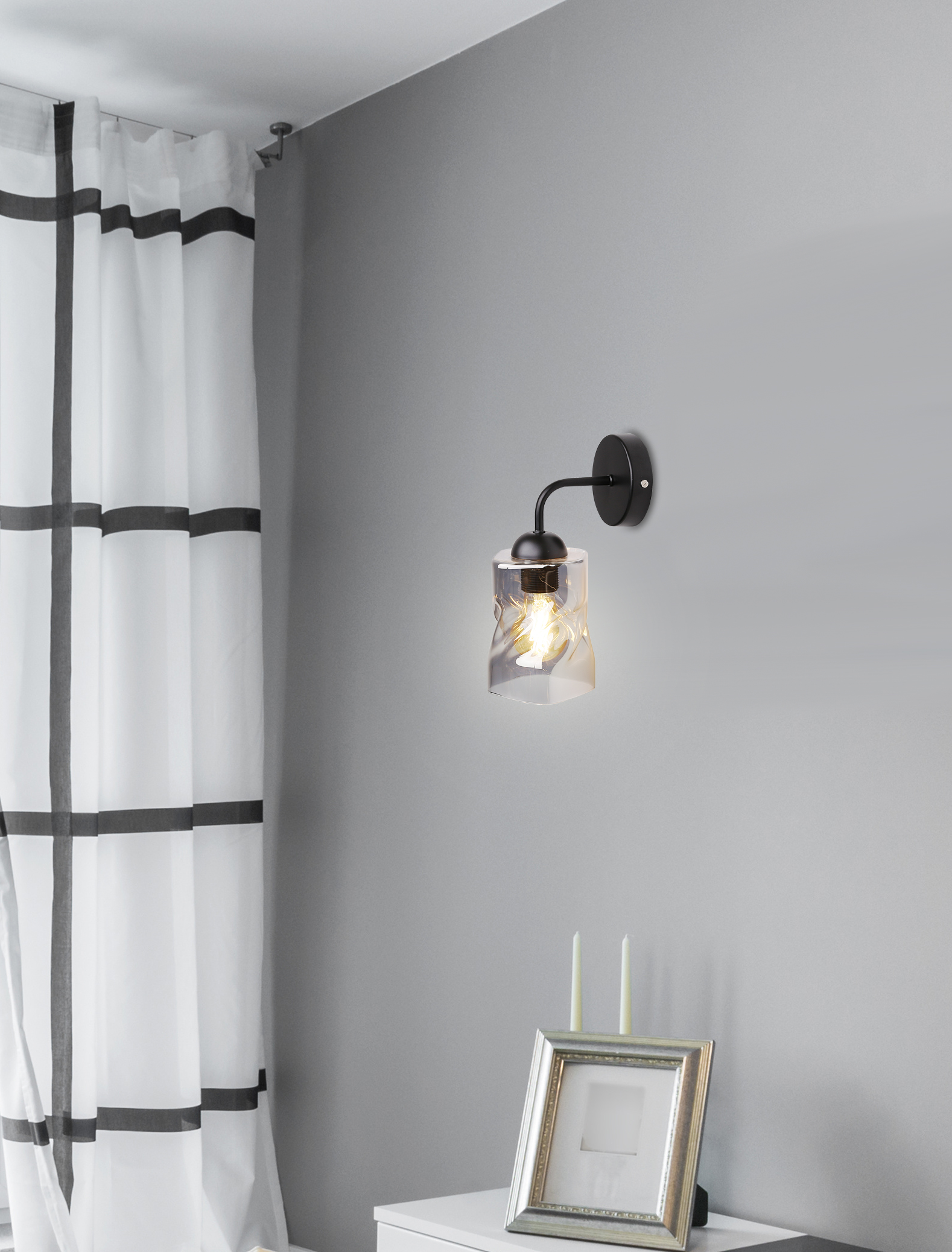 Felis lampa kinkiet czarny 1x60w e27 klosz dymiony - obrazek 7