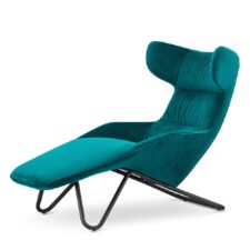 Nowoczesna leżanka Atero velvet morska – stylowy fotel do relaksu w salonie