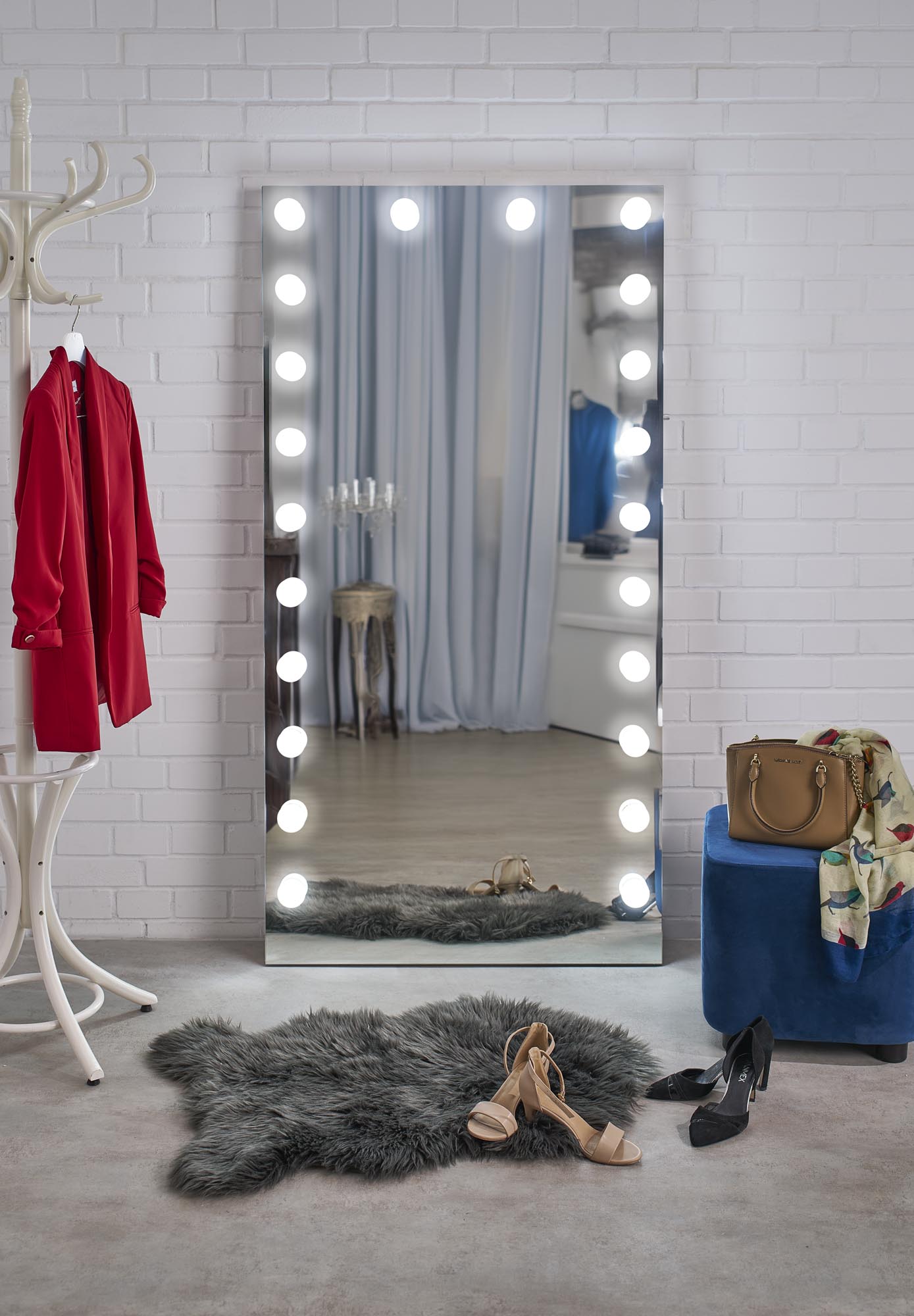 PEARL lustro stojące z oświetleniem LED - obrazek 7