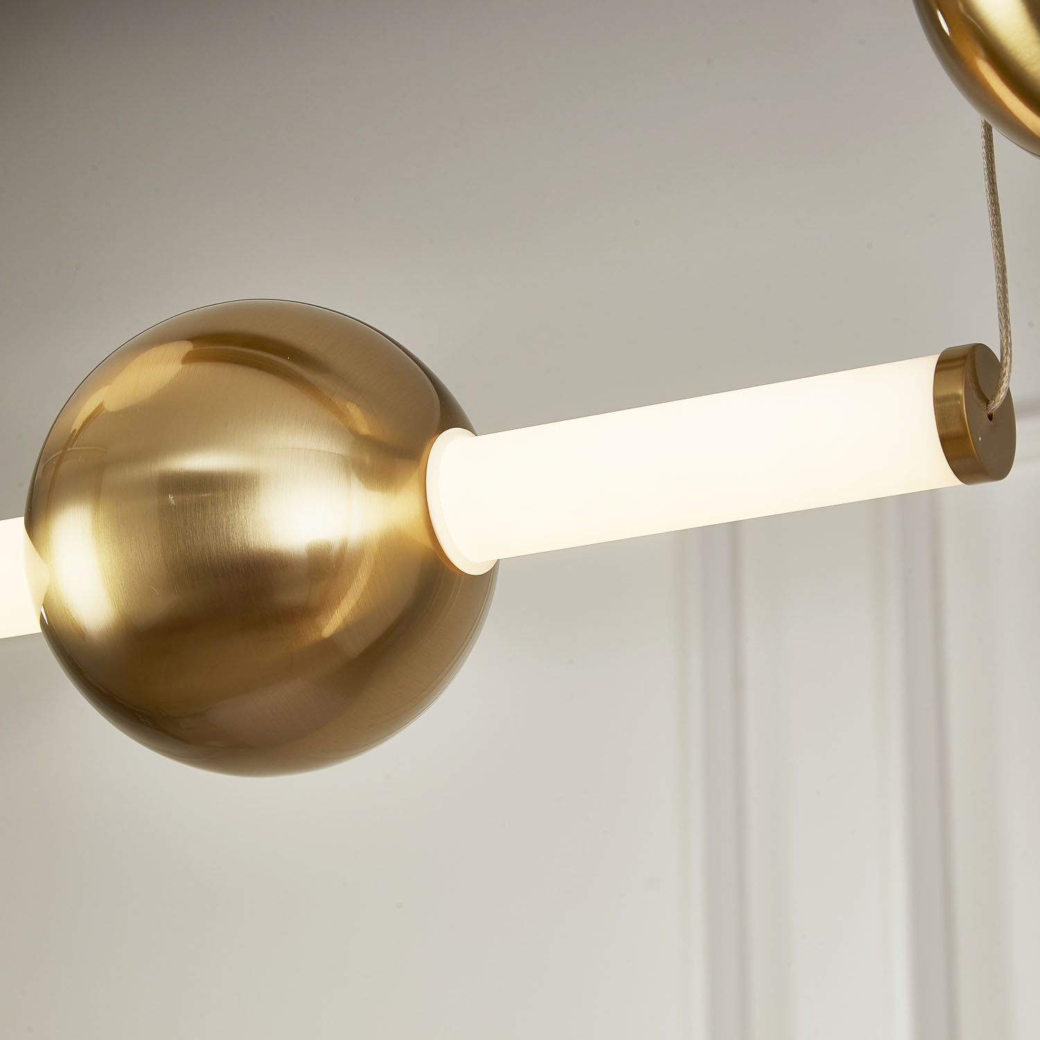 Lampa wisząca O-LINE L-4 LED mosiądz 110 cm - obrazek 9