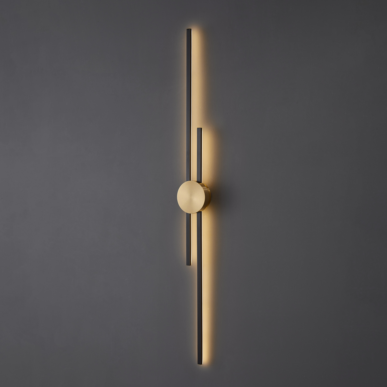 Czarna lampa ścienna LED pionowa 122 cm CENTRO - obrazek 3