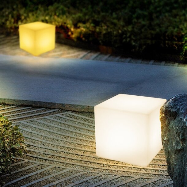 Lampa ogrodowa kostka CUBIC LED M RGBW 16 kolorów 35 cm - obrazek 3