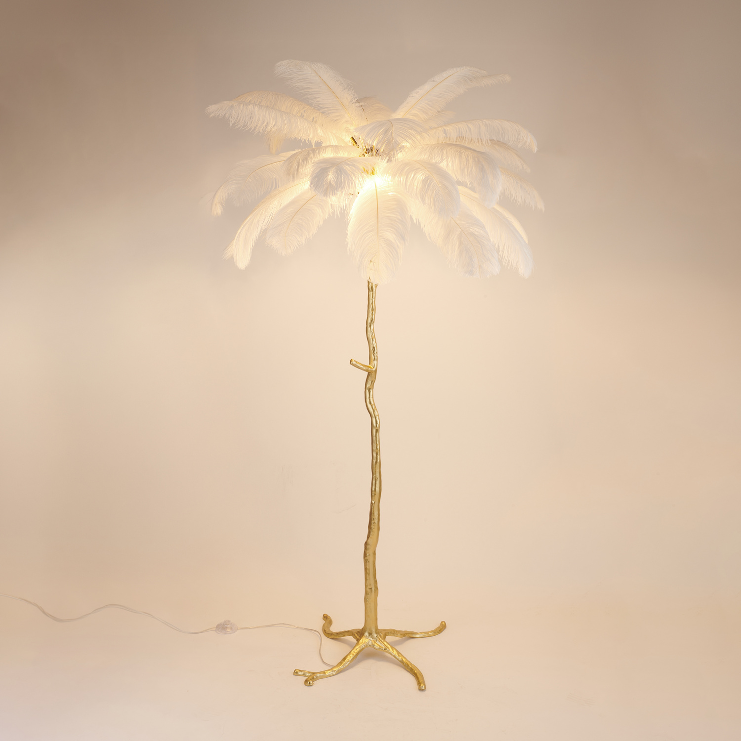 Lampa podłogowa EMU pióra białe 170 cm - obrazek 4