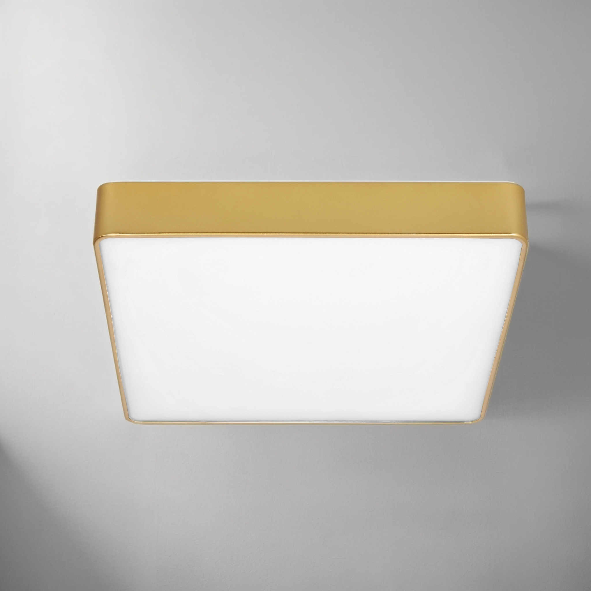 QUATTRO LAMPA PLAFON KWADRATOWY 30X30 12W LED ZŁOTY IP44 - obrazek 4