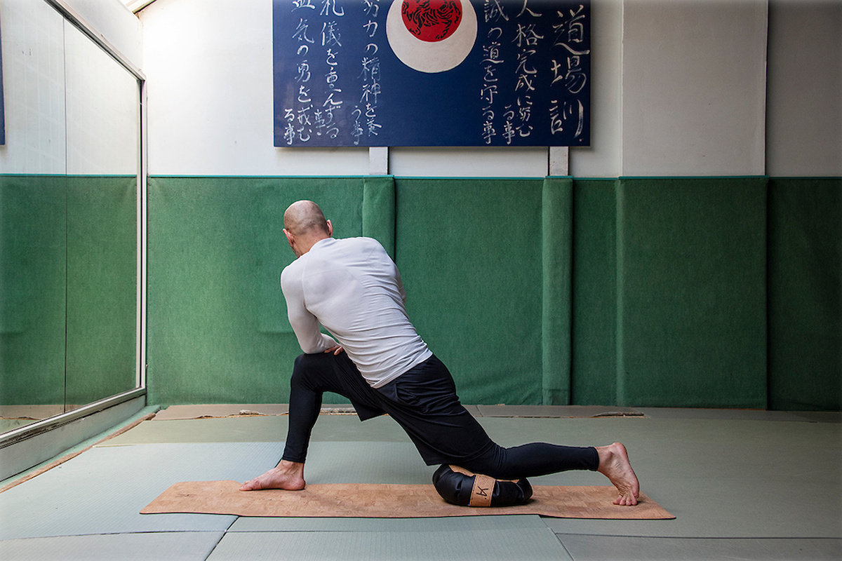 Poduszka Medytacyjna YA'Fu Prestige Czarna-Kamelowa - obrazek 4