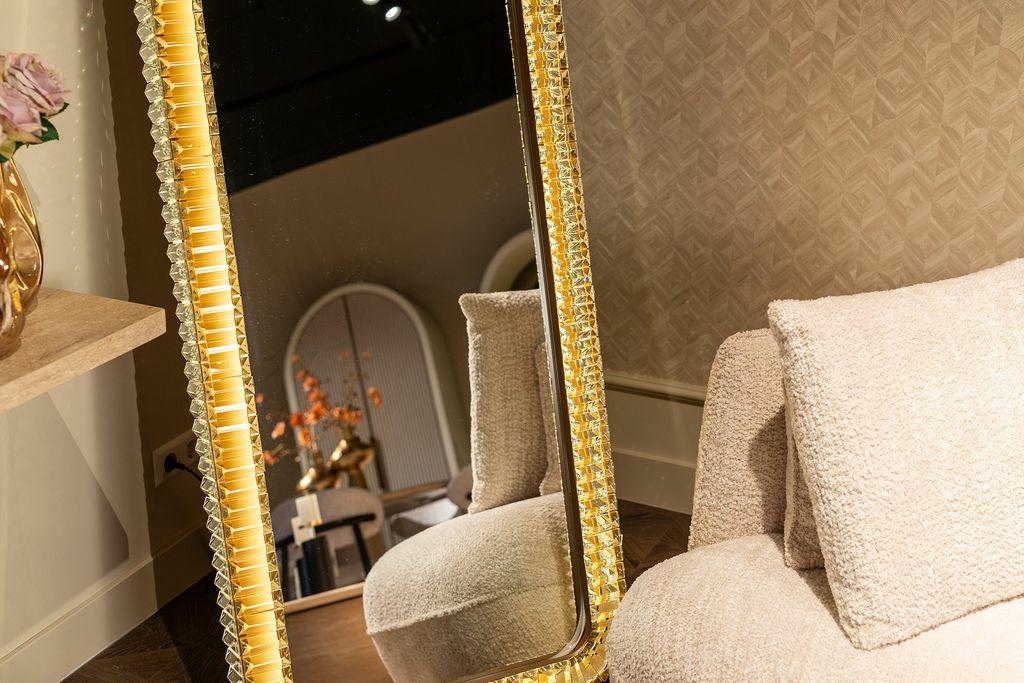 RICHMOND lustro z oświetleniem KAHLO - obrazek 4