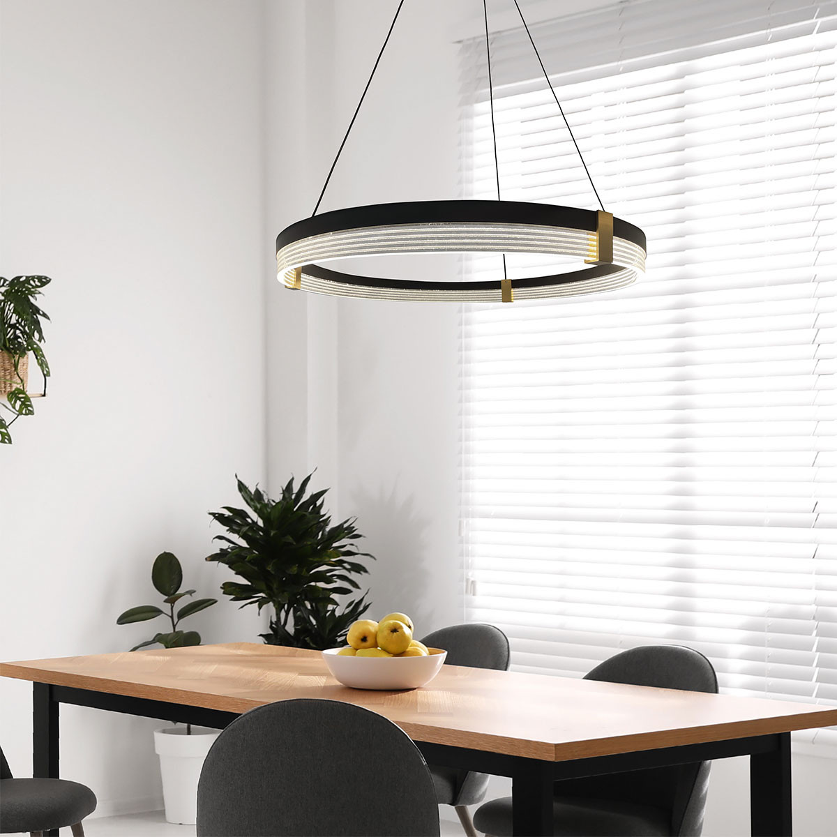 Lampa wisząca Plum Triangle 80 cm czarno-transparentna LED CCT - obrazek 5