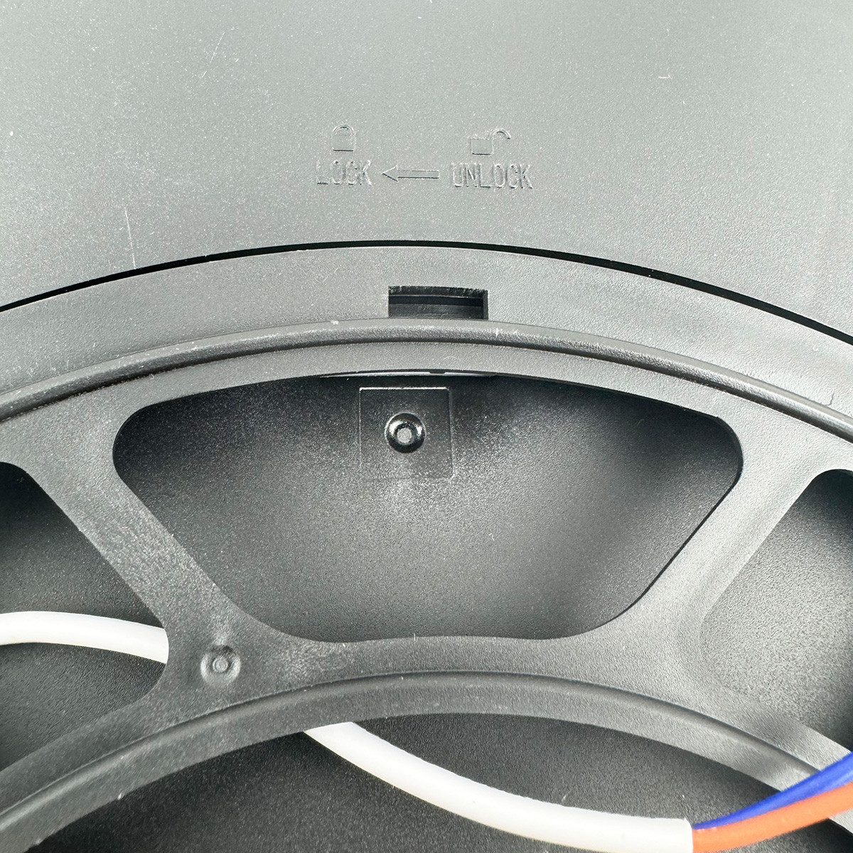 Plafon California 30 cm czarny LED CCT - obrazek 11