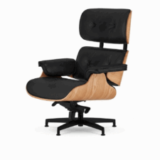 Fotel Lucera NEW inspirowany Lounge Chair, skóra ekologiczna czarna, fornir jasny dąb, czarna podstawa z chromowanymi grzbietami