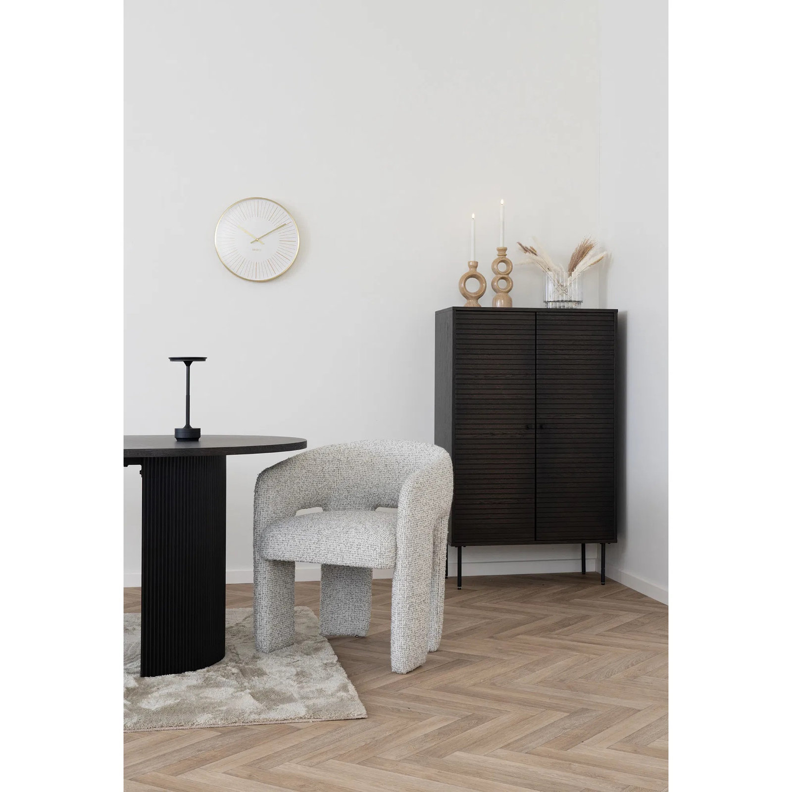 Krzesło Monroe beżowe tapicerowane - obrazek 3