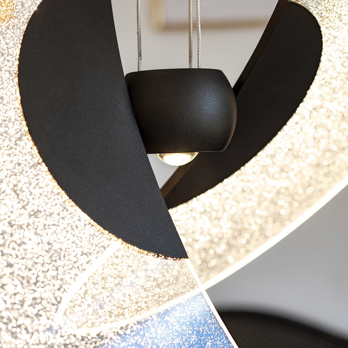 Lampa wisząca akrylowa Noxa - obrazek 5