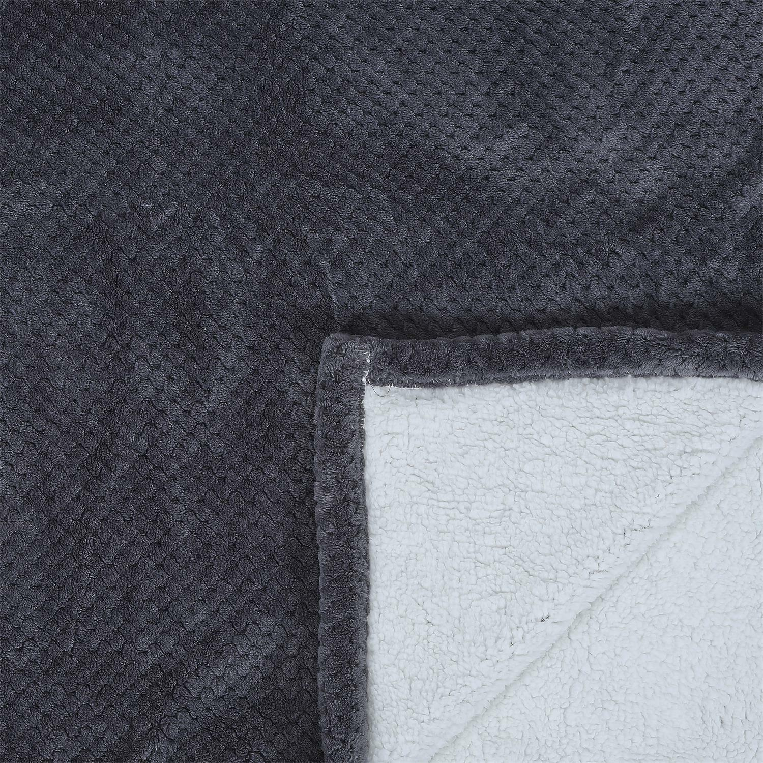 Koc Sherpa szary 180x220cm gruby pikowany - obrazek 4