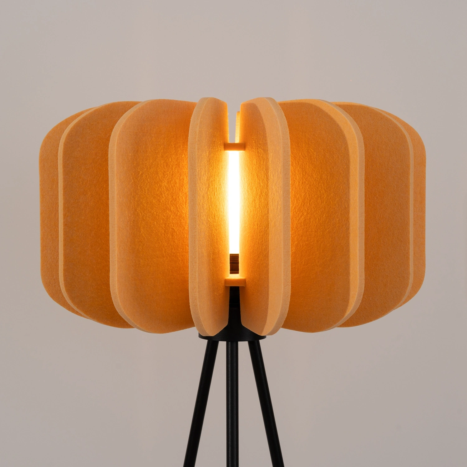 Lampa podłogowa MULA 45 żółta - obrazek 9