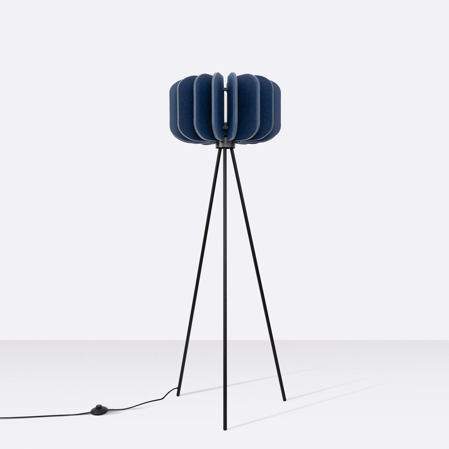 Lampa podłogowa MULA 45 granatowa - obrazek 7