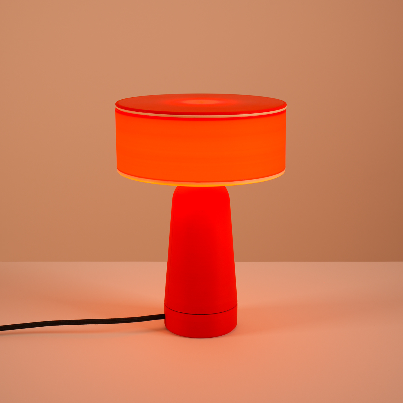 Lampa biurkowa AXO czerwona - obrazek 4