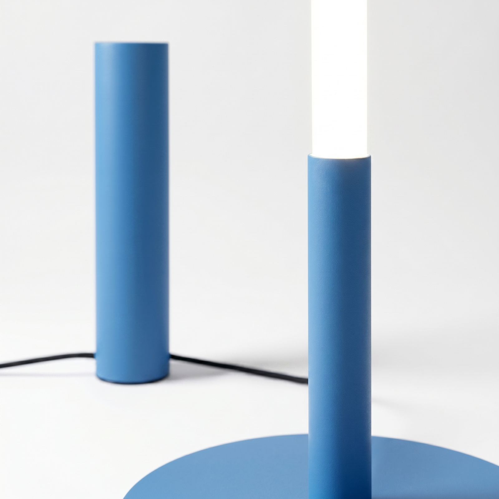 Lampa podłogowa TRANG błękitna 3000K - obrazek 6