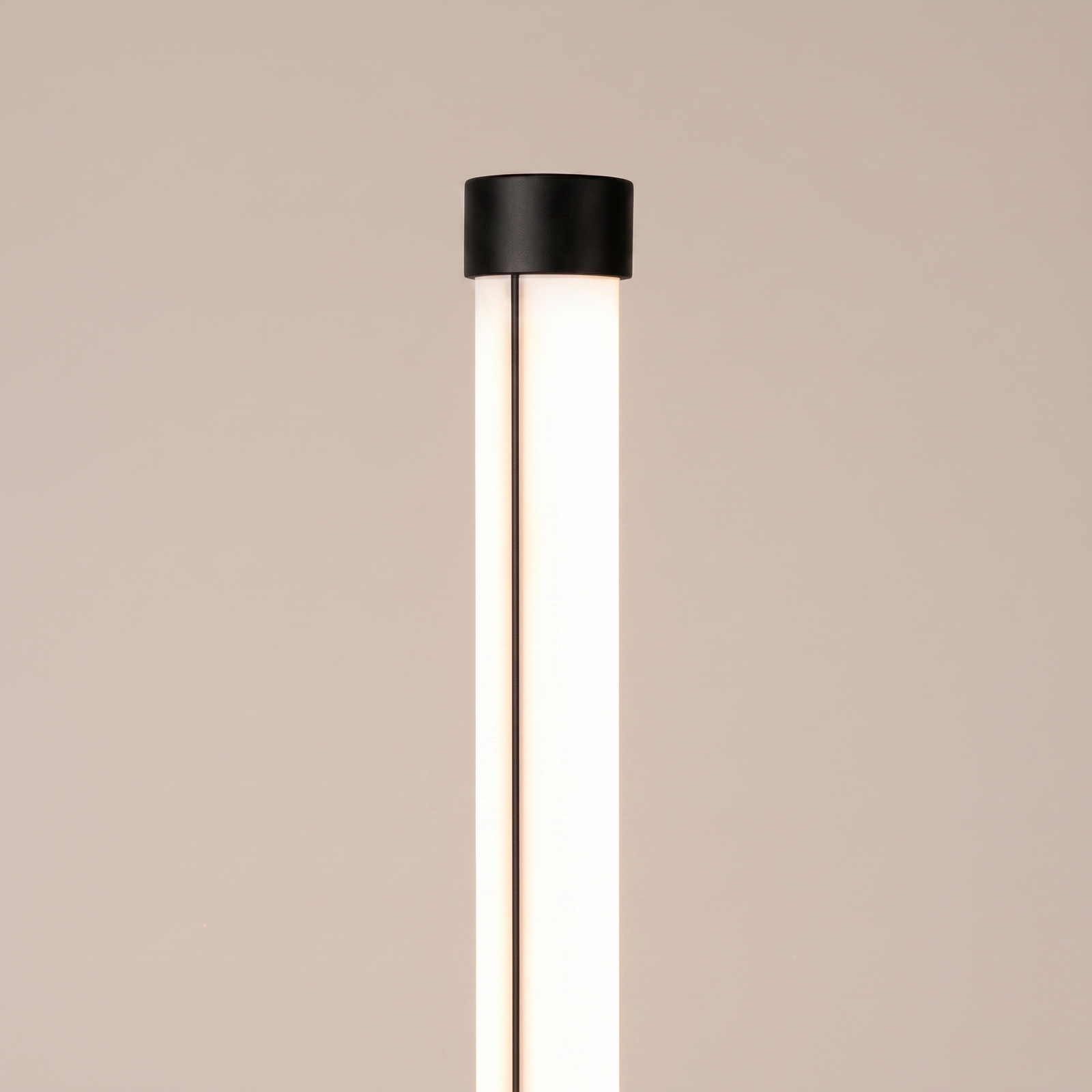 Lampa podłogowa TRANG czarna 3000K - obrazek 5