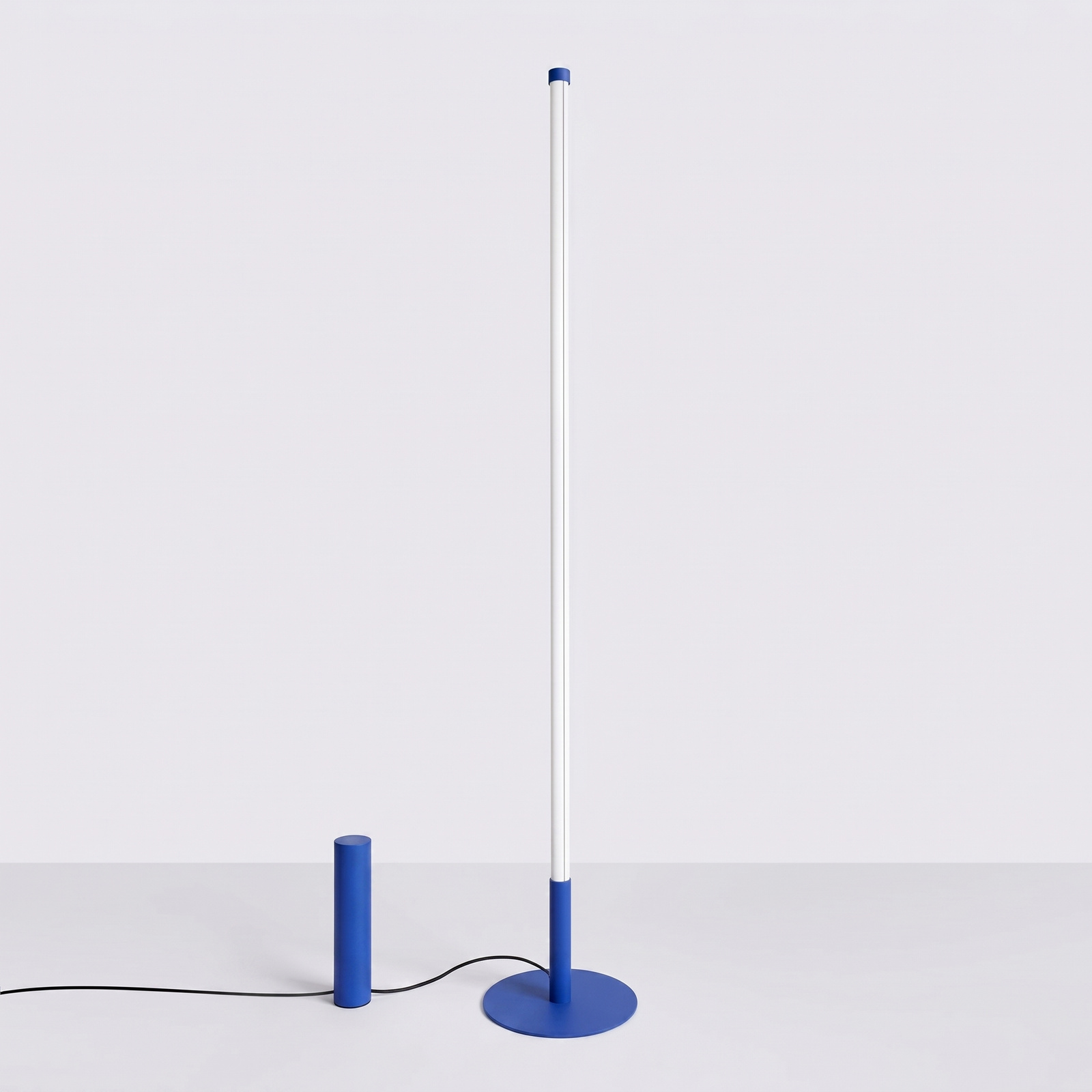 Lampa podłogowa TRANG ultramaryna 4000K - obrazek 3