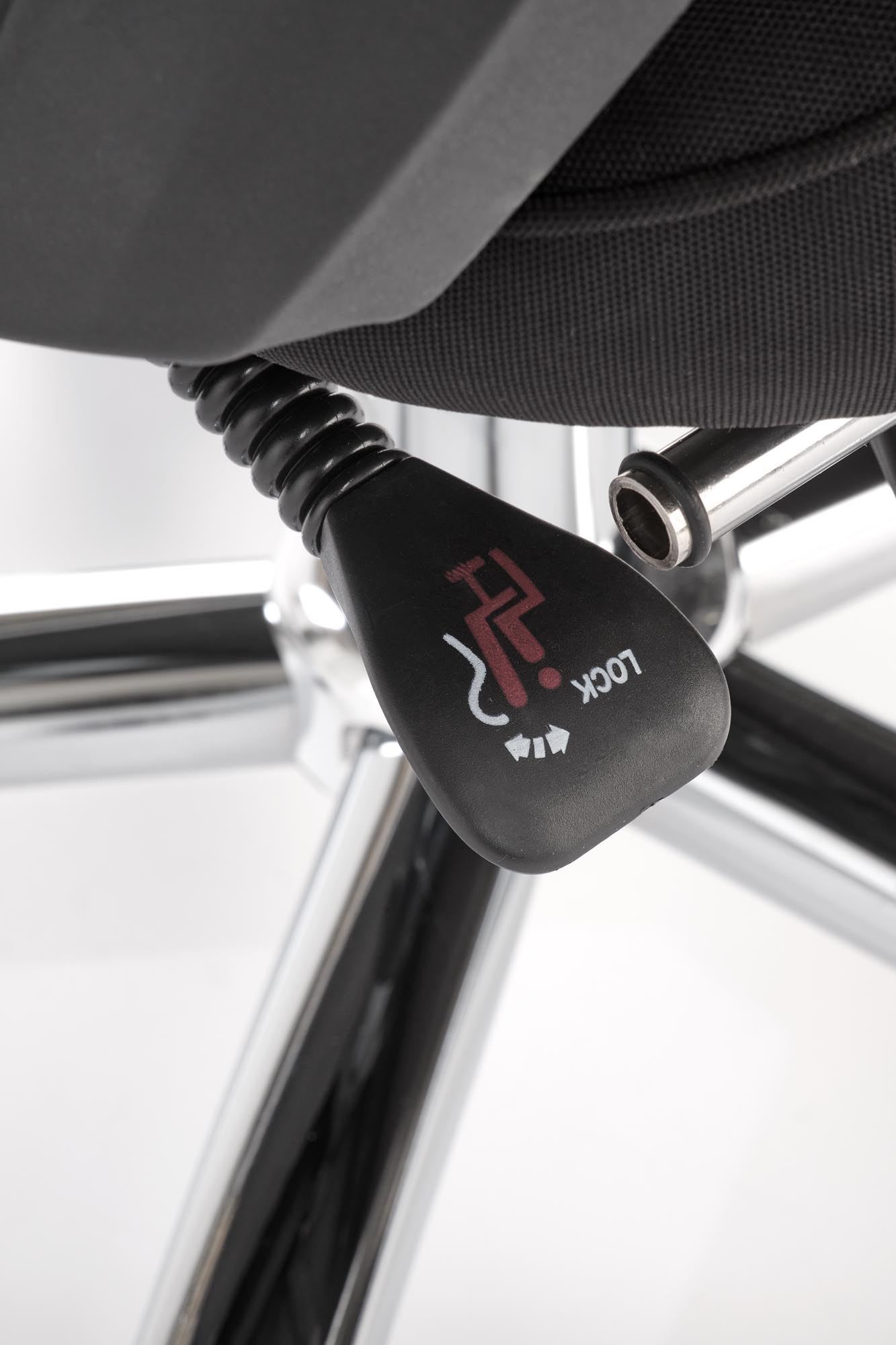 FREEMAN fotel pracowniczy z podnożkiem czarny / popielaty - obrazek 3
